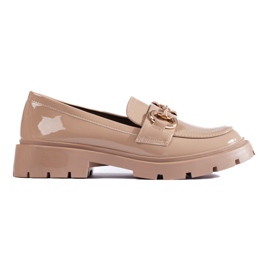 Mocassini beige verniciati con fibbia Shelovet dorata