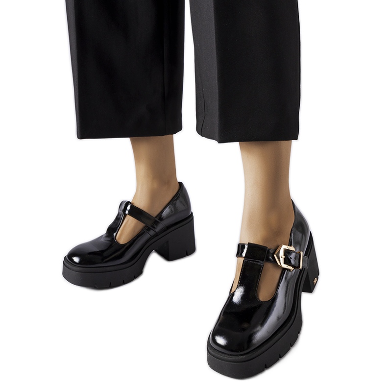 Scarpe nere Karino 4821/090-P NERO/NAPLAK