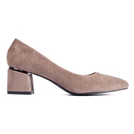 Décolleté a tacco basso in pelle scamosciata beige Shelovet