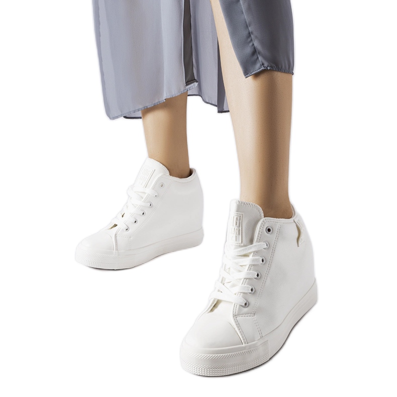 Sneakers con zeppa bianche Big Star MM274002 bianca
