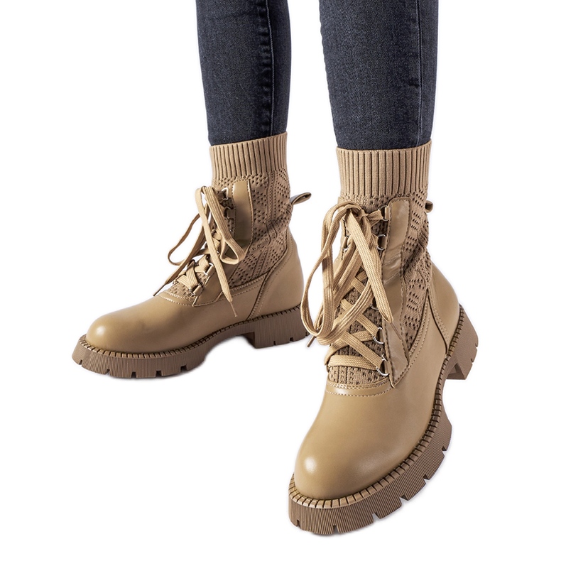 Stivali a calza traforati beige di Portico