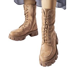 Stivali alti isolanti marrone chiaro di Ines beige