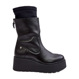 Stivaletti in pelle da donna su una piattaforma massiccia Maciejka 06246-01 Nero