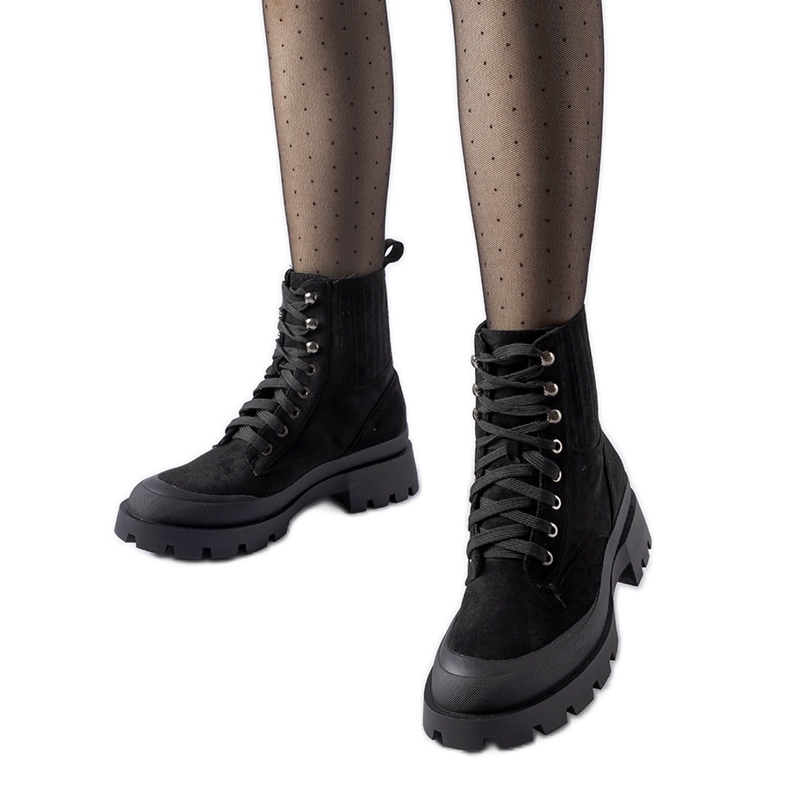 Stivaletti neri realizzati in eco-suede Orson nero