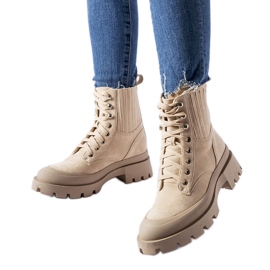 Stivaletti beige realizzati in eco-camoscio Orson
