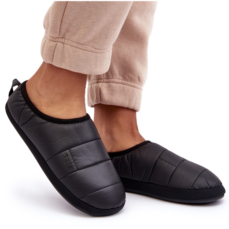 Pantofole isolanti da donna nere Big Star KK274604 nero