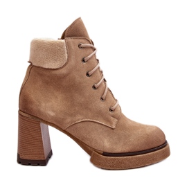 Stivaletti stringati in pelle scamosciata beige Lemar Flomes su tacco alto