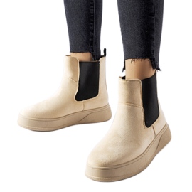Stivaletti beige sulla piattaforma Benilde
