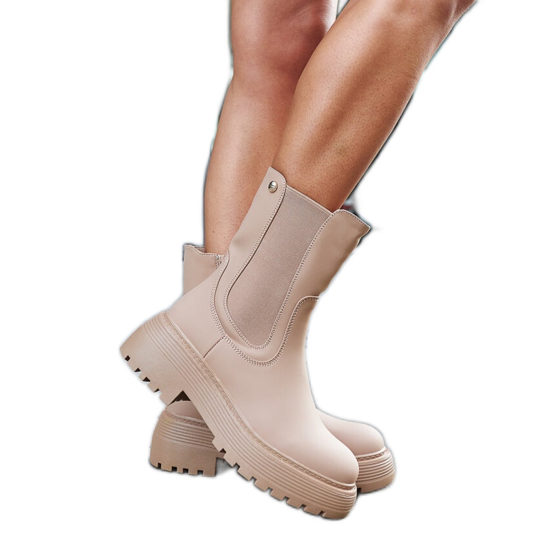 Stivaletti isolanti beige sulla piattaforma Rinaldo
