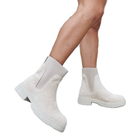 Inna Stivaletti slip-on beige di Adalrico