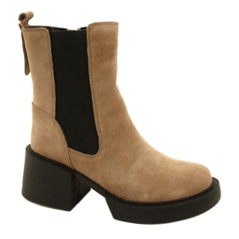 Filippo Stivaletti con tacco alto in pelle scamosciata beige