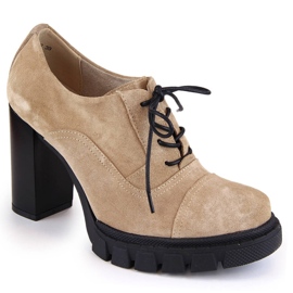 Scarpe da donna in pelle scamosciata con tacco alto e plateau, beige Filippo DP4918