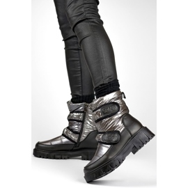 Caldi doposci da donna Laila con velcro nero