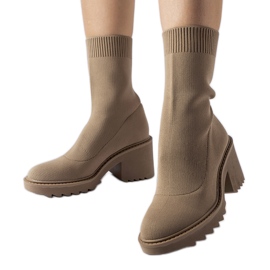 Stivaletti beige scuro con tomaia flessibile Cadiz