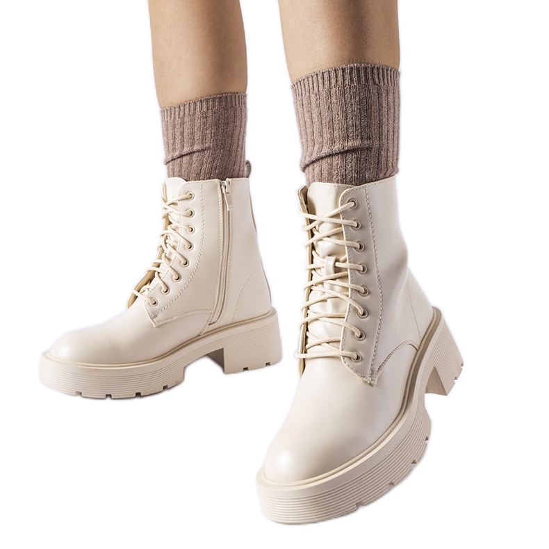 Stivaletti isolanti beige con suola spessa di Cirillo
