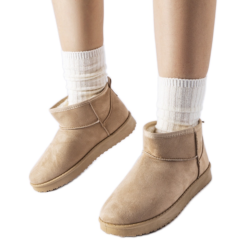 Doposci corti isolanti beige di Guglielma