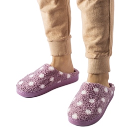 Calde pantofole viola con pois bianchi