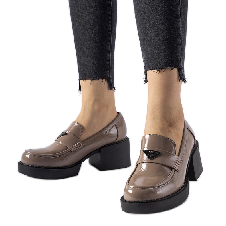 Mocassini in vernice marrone di Hobbs