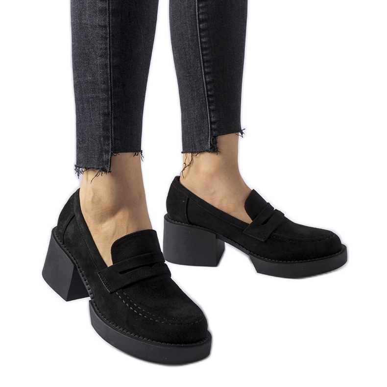 Mocassini neri su blocco di eco-suede di Gaspare nero