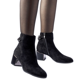 Stivaletti neri con catena in eco-suede Fenughedu nero