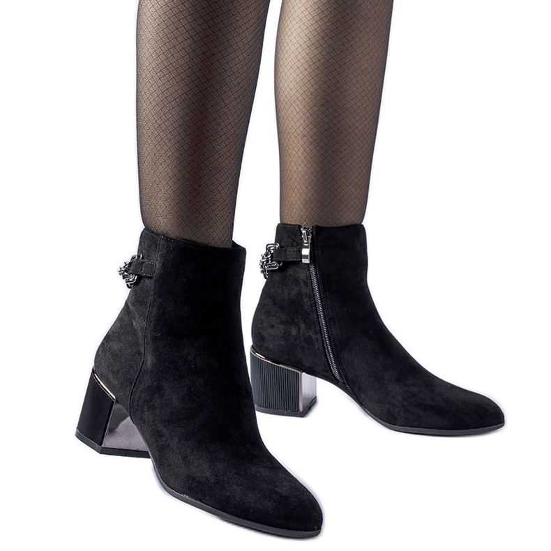 Stivaletti neri con catena in eco-suede Fenughedu nero