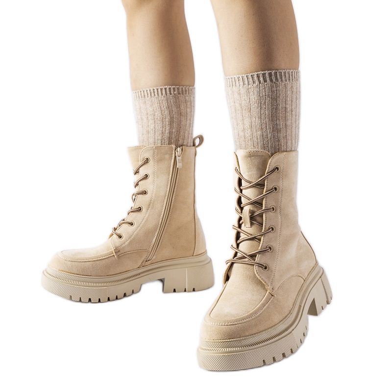 Sneaker beige con massiccia suola Riel