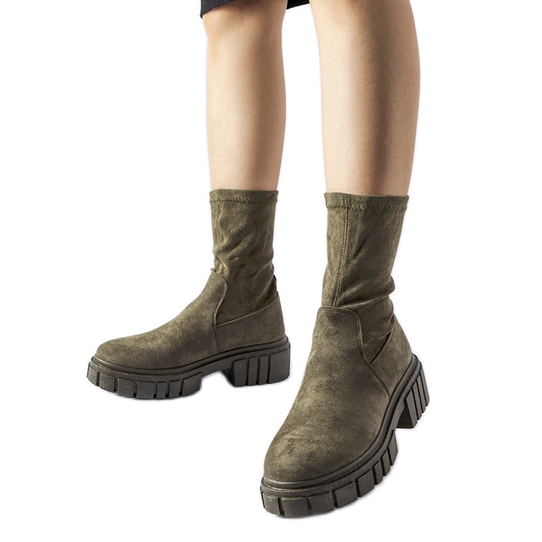 Stivaletti slip-on Montefusco in eco-camoscio verde