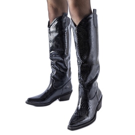 Stivali da cowboy Chapin isolati in vernice nera nero