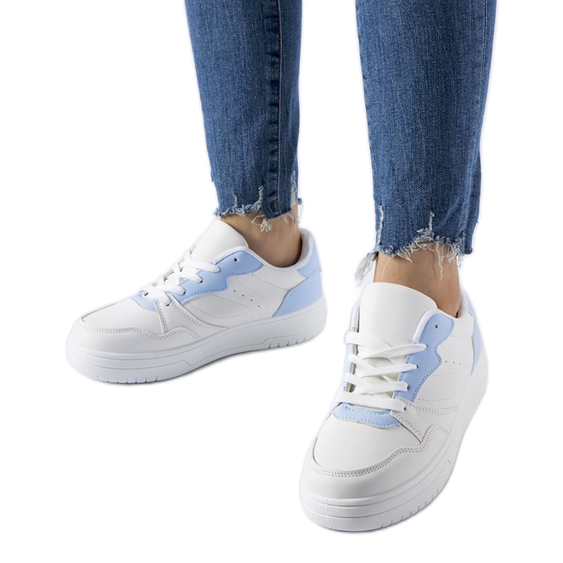 Scarpe da ginnastica bianche con accenti blu di Fournie bianca