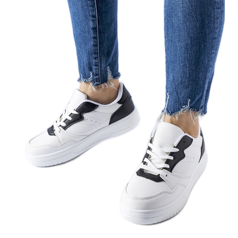 Sneaker bianche con dettagli Fournie neri bianca