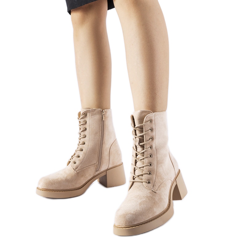 Stivaletti classici del sud beige