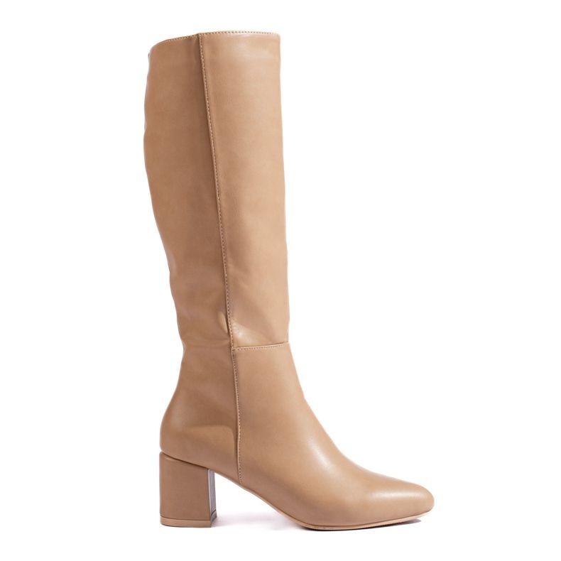 Stivali beige con tacco alto di Daszyński