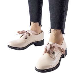Scarpe beige con strass Povegliano