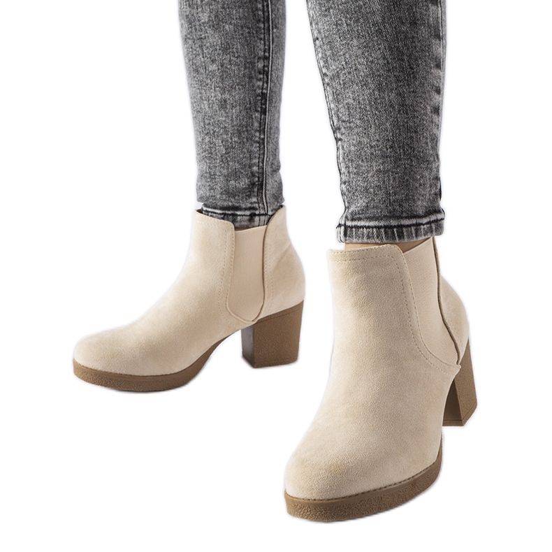 Stivaletti slip-on beige di Trevano