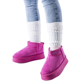 Doposci isolanti rosa sulla piattaforma Miso