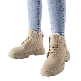 Lavoratori Deville isolati beige