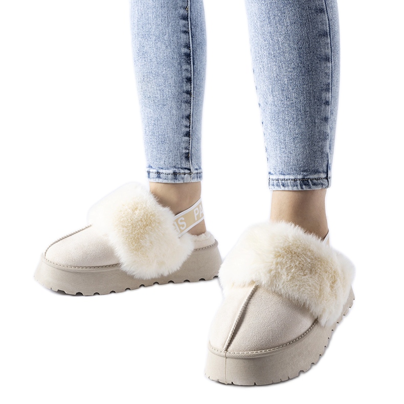 Pantofole isolanti beige chiaro con elastico di Sangro