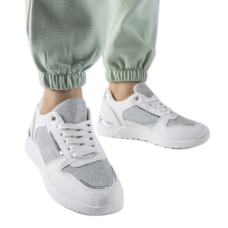 Sneaker bianche con filo decorativo di Facondo bianca