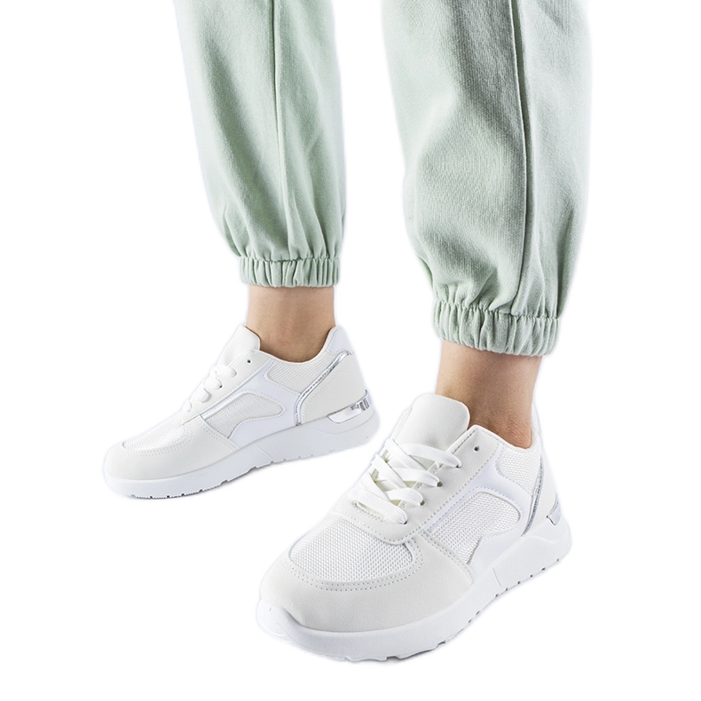 Sneakers bianche realizzate con materiali combinati Gallo bianca