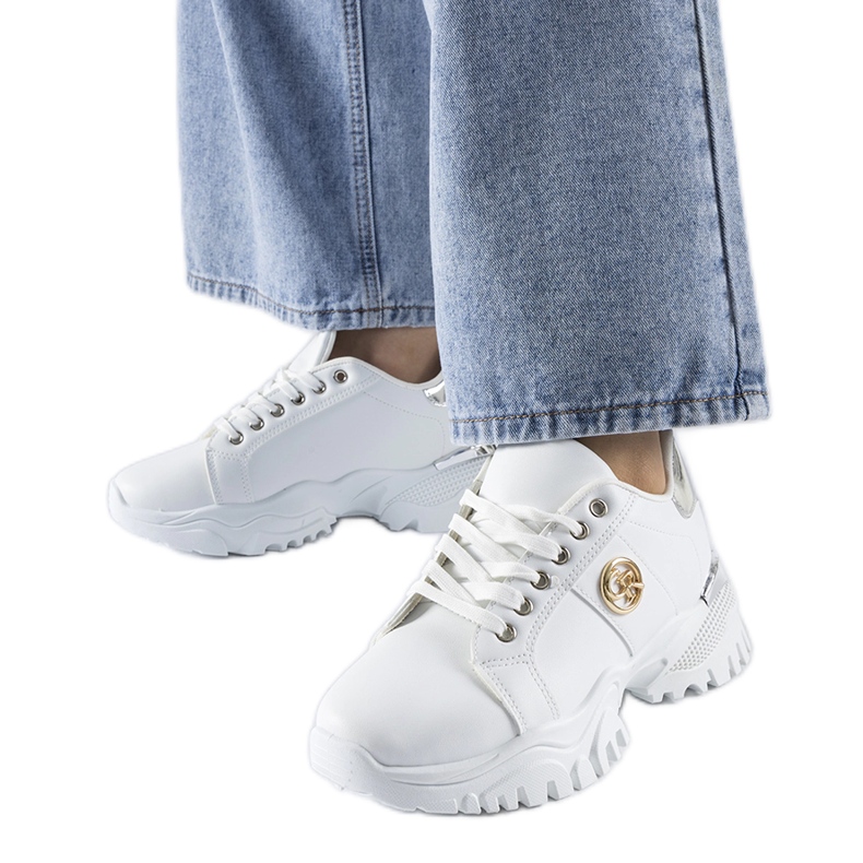 Sneaker bianche con massiccia suola Arpaia bianca