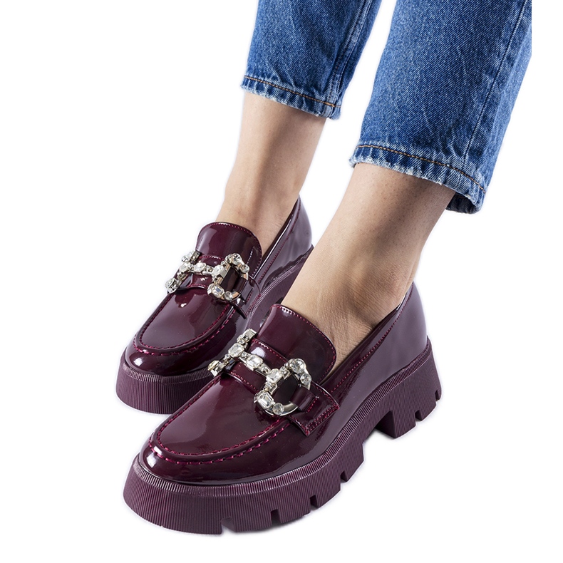 Mocassini in vernice bordeaux con strass Cezet rosso