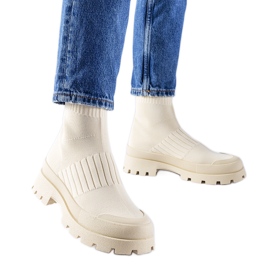 Sneaker beige con tomaia flessibile Varden
