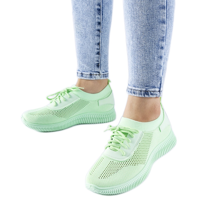Sneakers verdi traforate di Pierantonio verde