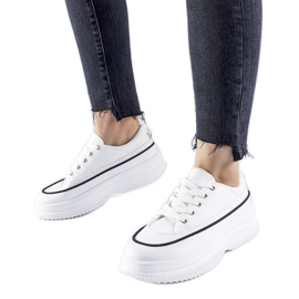 Sneakers bianche sulla piattaforma Plesio bianca