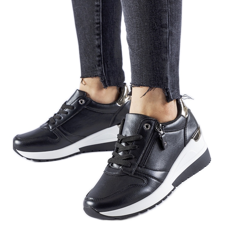 Sneaker nere decorate con cerniera Marietta nero