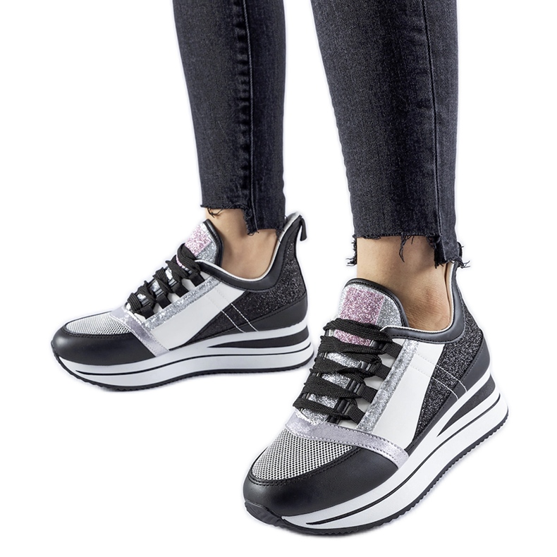 Sneakers nere glitterate sulla piattaforma Marcè nero