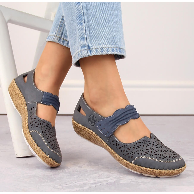 Scarpe da donna in pelle traforata con velcro, blu Rieker 44896-15