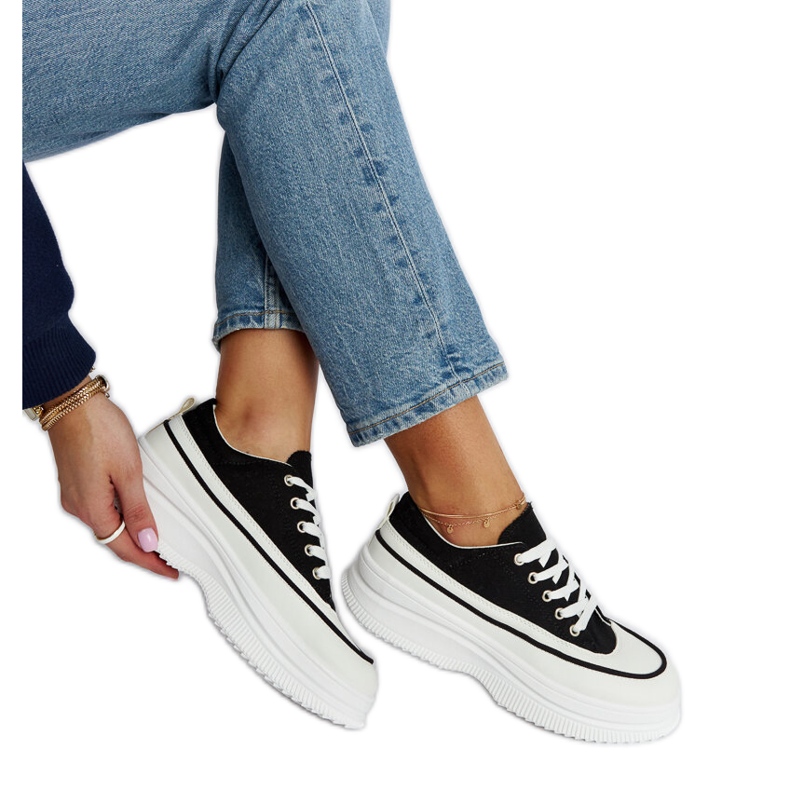 Sneakers nere con plateau Plesio nero