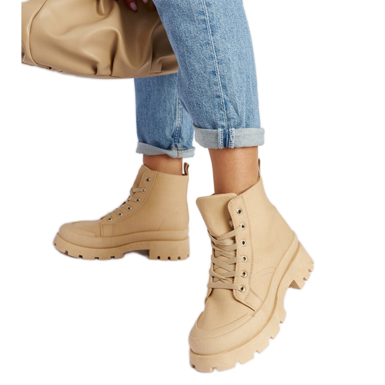 Stivaletti leggeri beige di Obispo