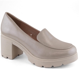 Scarpe slip-on da donna beige con tacco alto e plateau Potocki 12040
